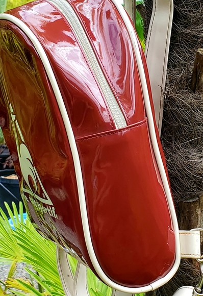 VTG Le Coq Sportif Red Sports Backpack Crossbody Bag Adjustable Strap Vinyl RARE - Picture 2 of 8